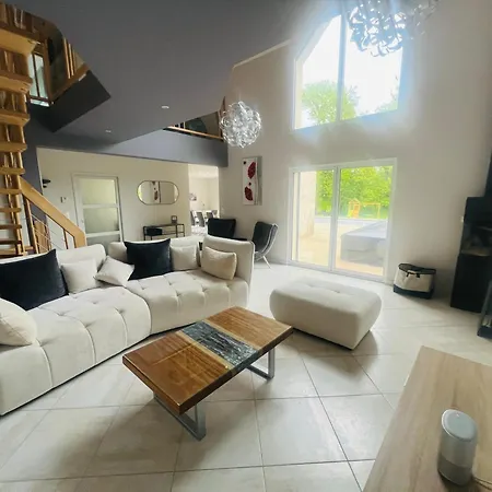 Villaveyron Roussennac