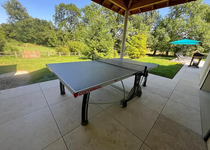 Villaveyron 别墅 Roussennac